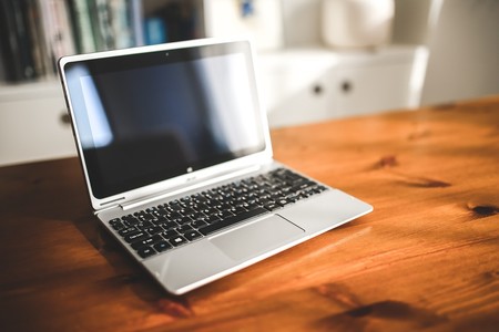 Guía de compra 2025: cómo elegir un portátil para teletrabajo y gaming